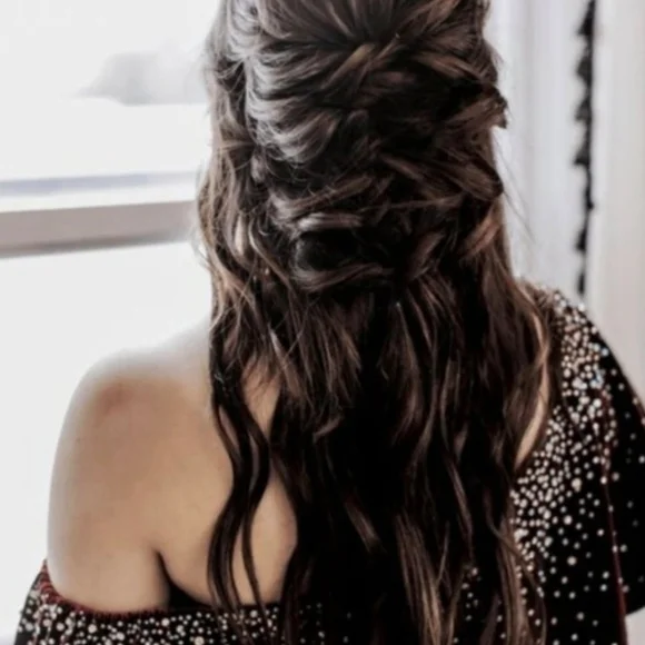 Ultra Seamless 18" Clip-In Hair Extensions - Medium Dark Brown - Picture 4 of 5